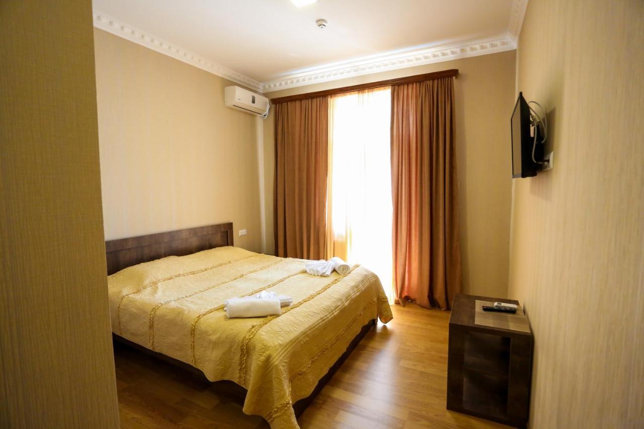 Canyon Hotel Khidi Bagian luar foto