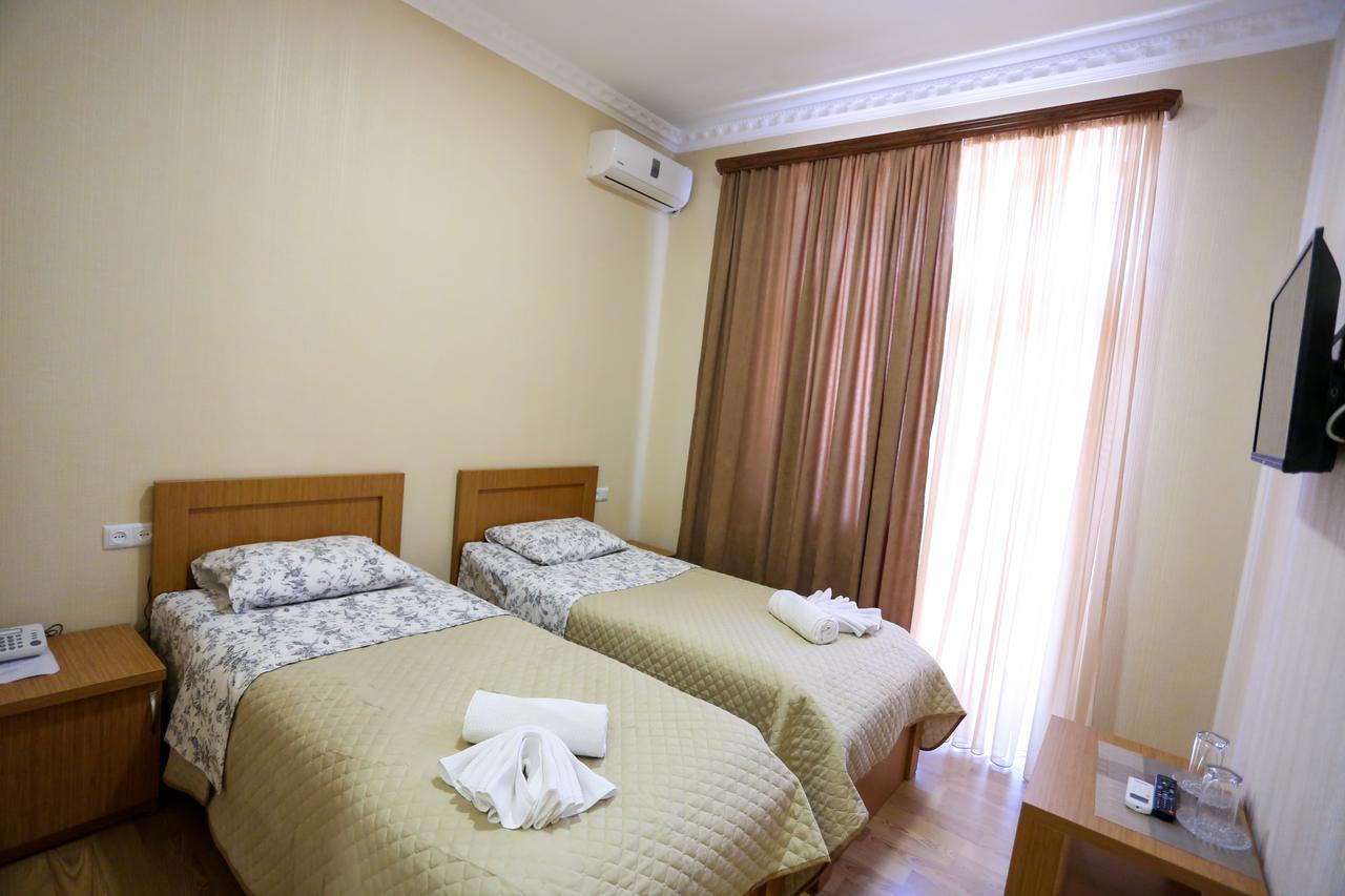 Canyon Hotel Khidi Bagian luar foto